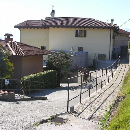 Casa Lago Mary Semesterbostad